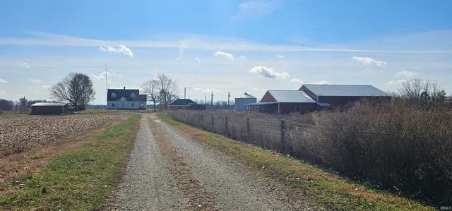 $1 | 7743 West 400 North, Pennville, IN 47369