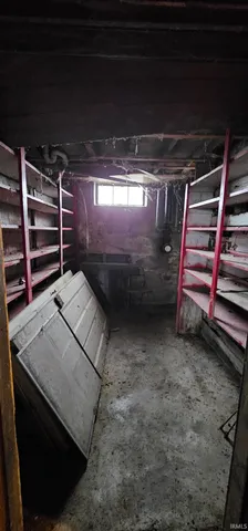 $1 | 7743 West 400 North, Pennville, IN 47369