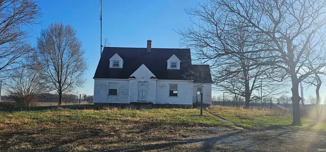 $1 | 7743 West 400 North, Pennville, IN 47369