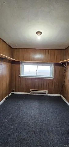 $1 | 7743 West 400 North, Pennville, IN 47369