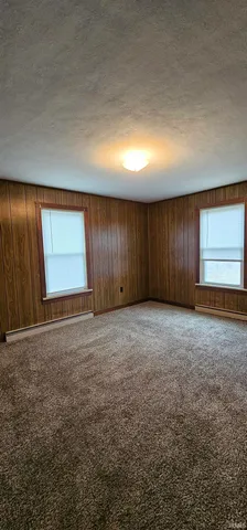 $1 | 7743 West 400 North, Pennville, IN 47369