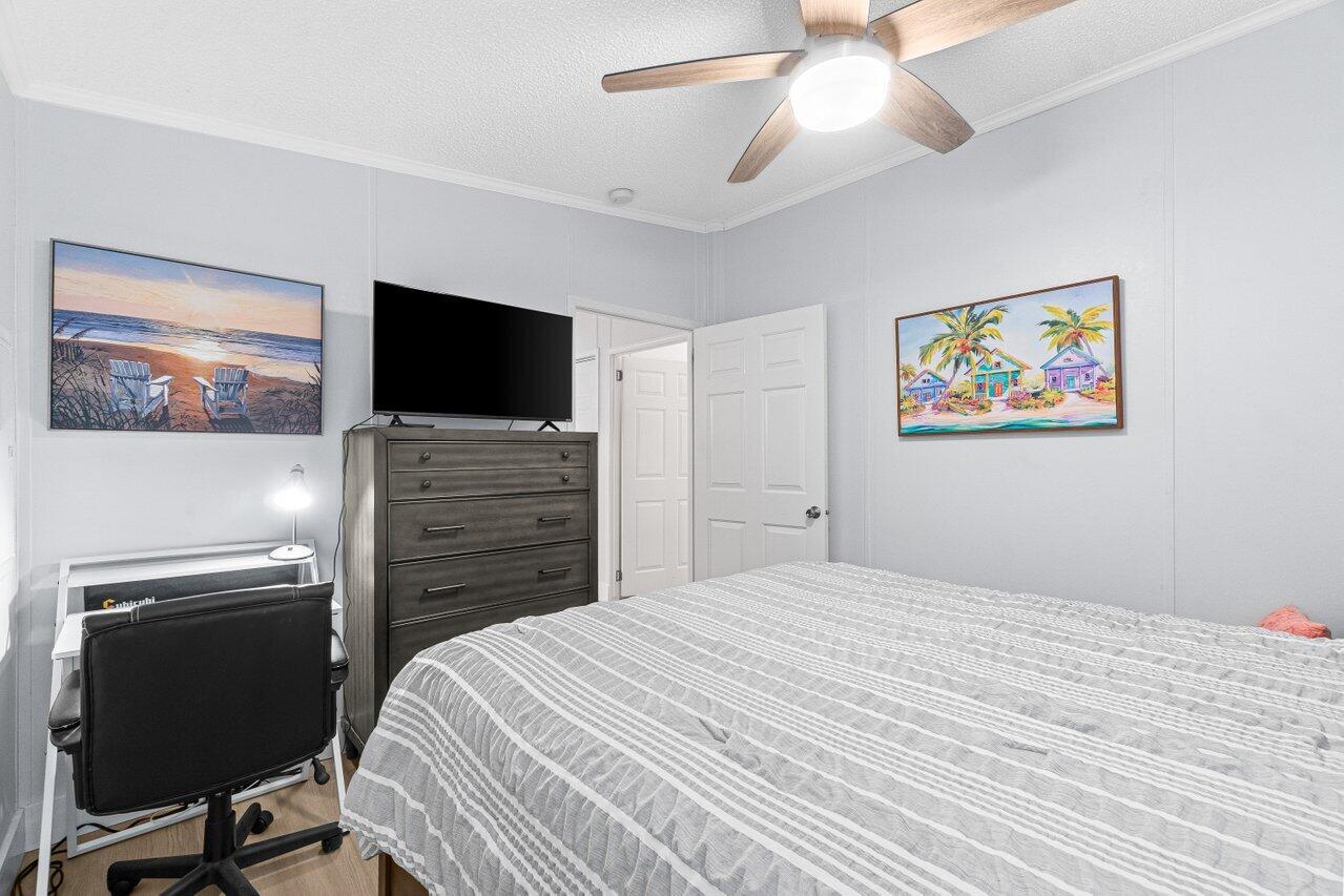 1541 Southwest 65th Avenue Boca Raton, FL 33428 - Photo 22 of 23 024-1541Southwest65thAvenue-BocaRaton-FL