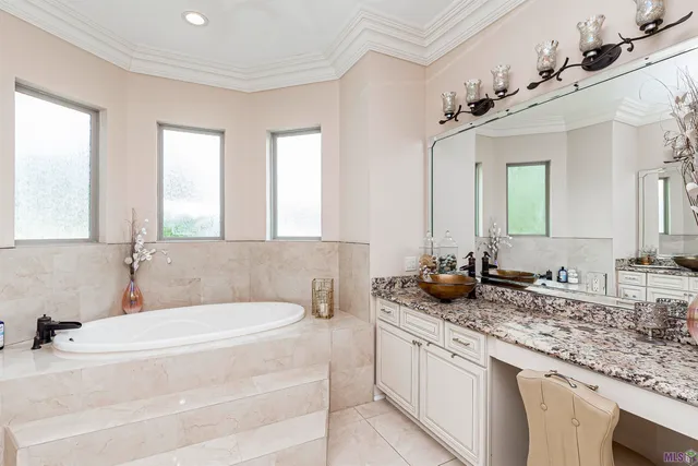 $950,000 | 9680 Comite Drive, Baker, LA 70714