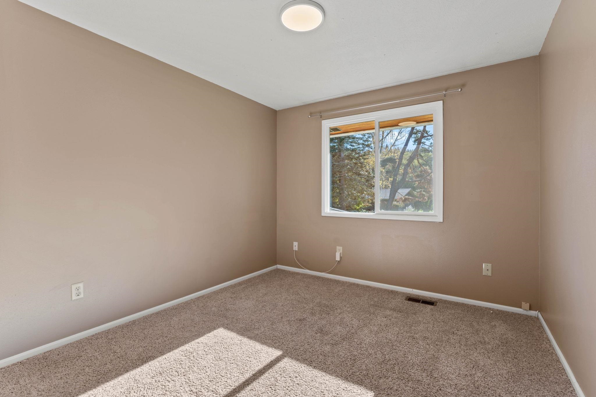 14016 North Rivilla Lane Spokane, WA 99208 - Photo 15 of 30