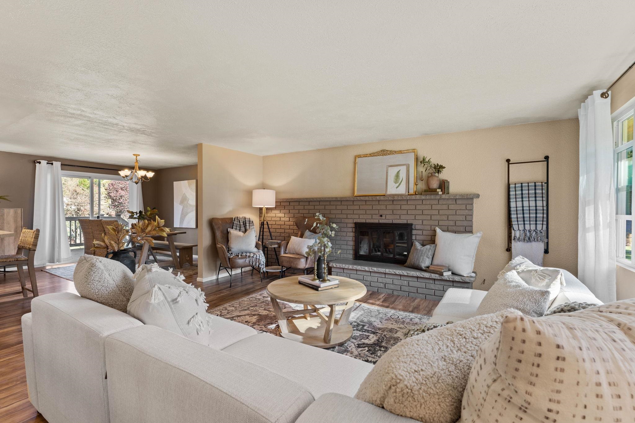 14016 North Rivilla Lane Spokane, WA 99208 - Photo 4 of 30