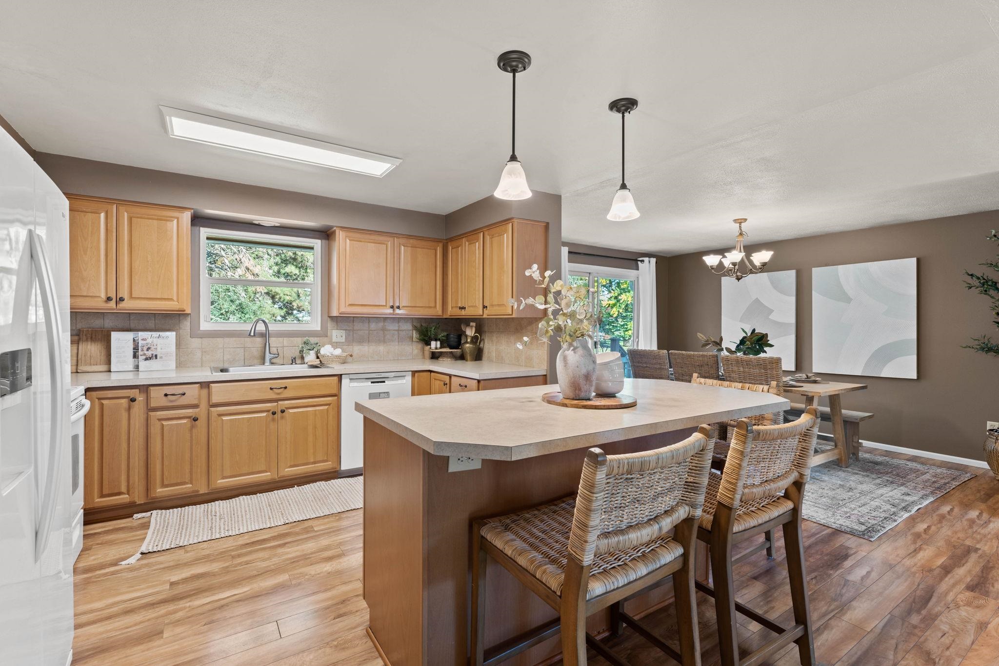 14016 North Rivilla Lane Spokane, WA 99208 - Photo 8 of 30