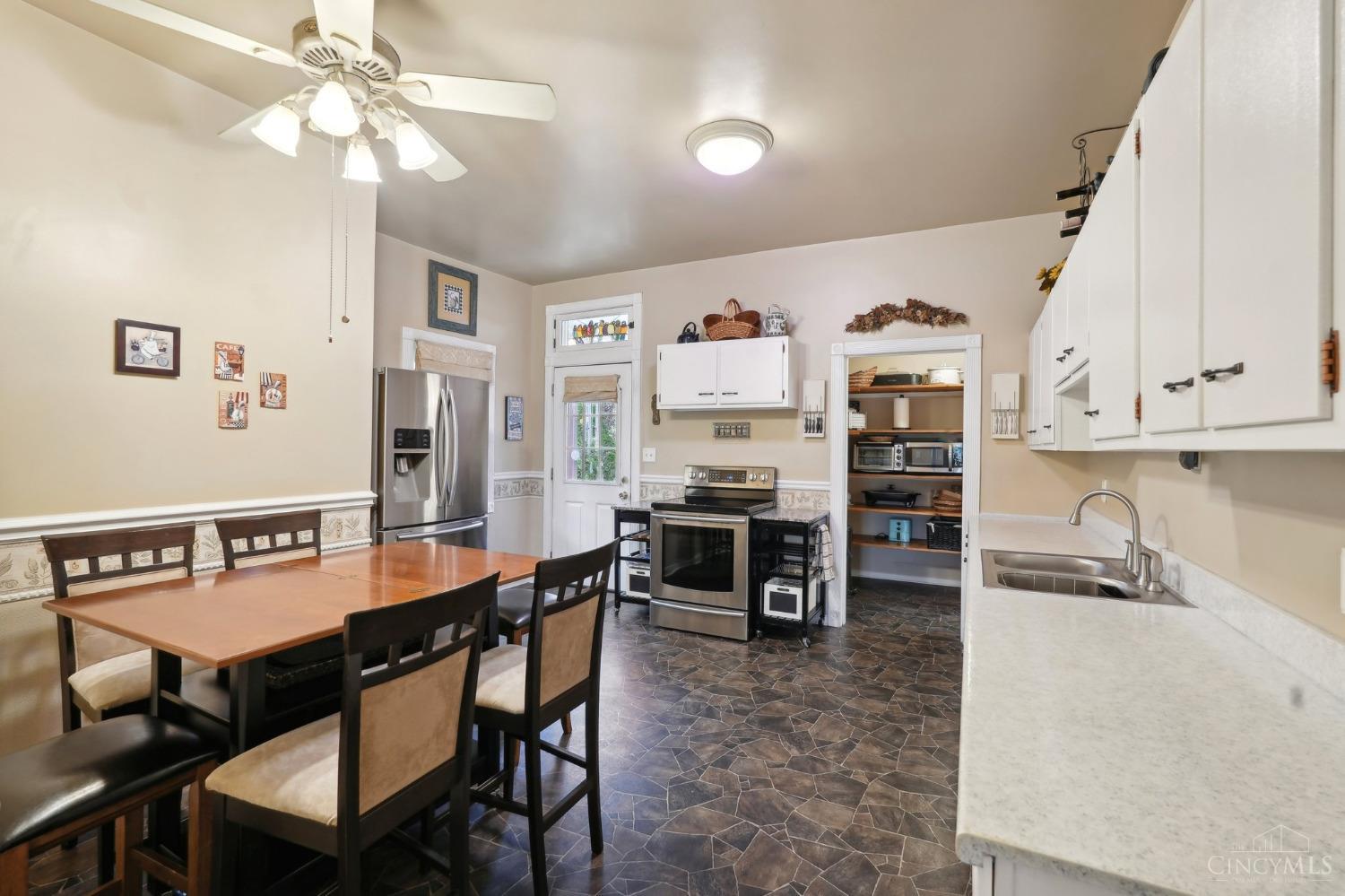 7102 River Road Cincinnati, OH 45233 - Photo 11 of 54 Gallery Image 11