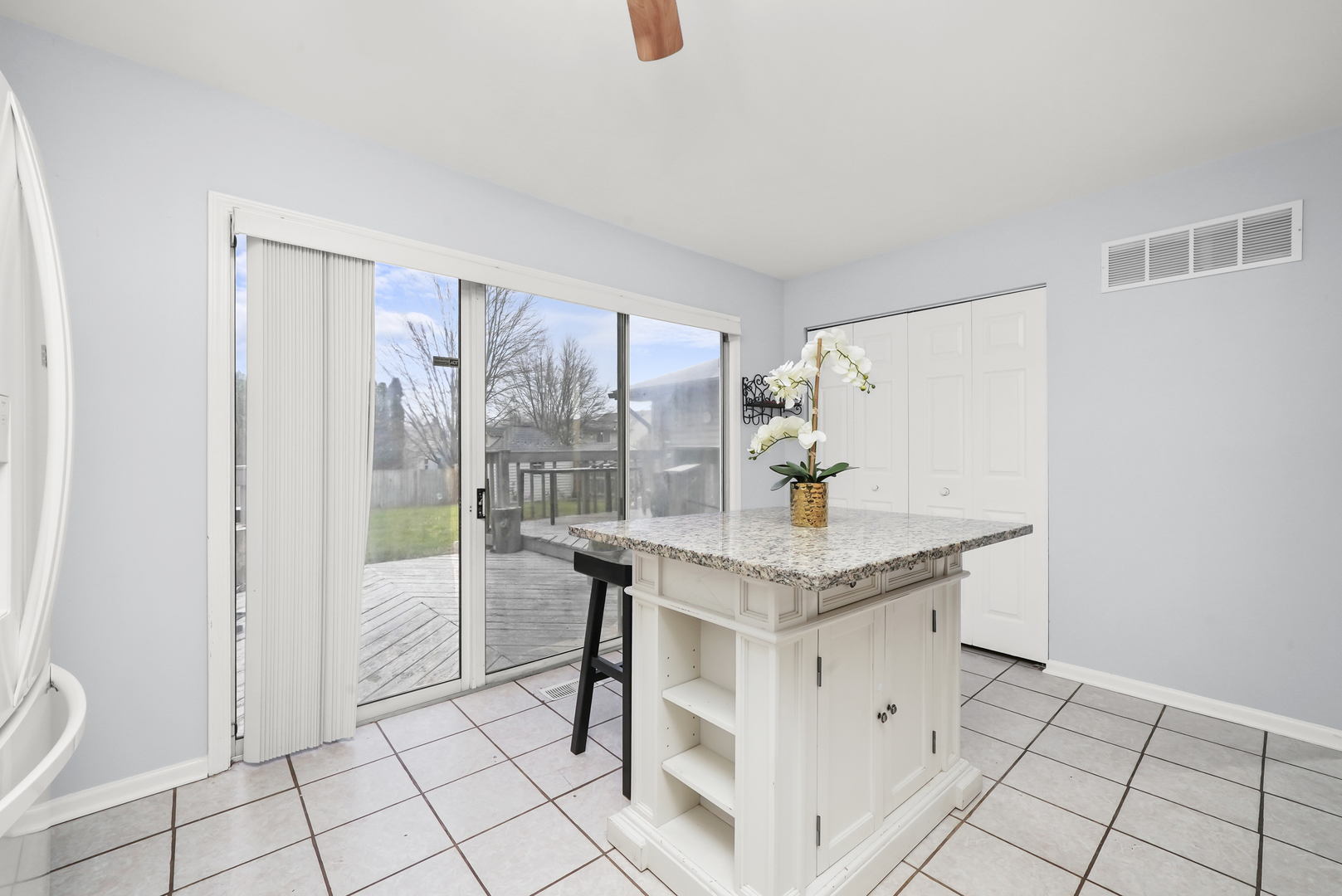 760 Thorndale Drive Elgin, IL 60120 - Photo 16 of 29