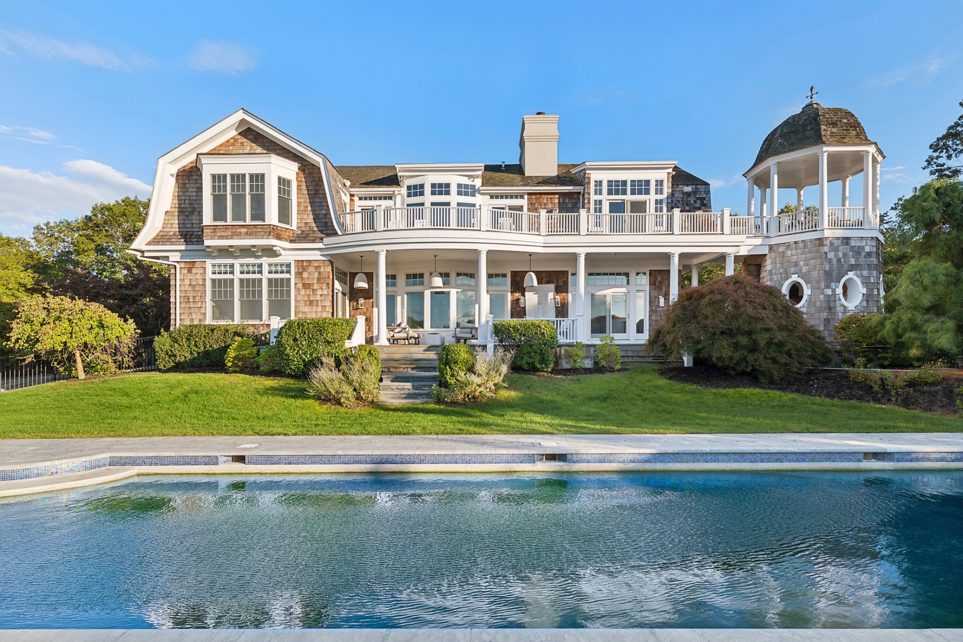 15 Wireless Way Southampton, NY 11968 - Photo 1 of 14