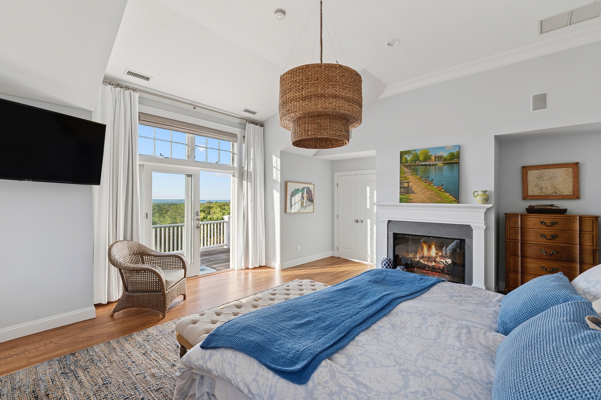 15 Wireless Way Southampton, NY 11968 - Photo 9 of 14