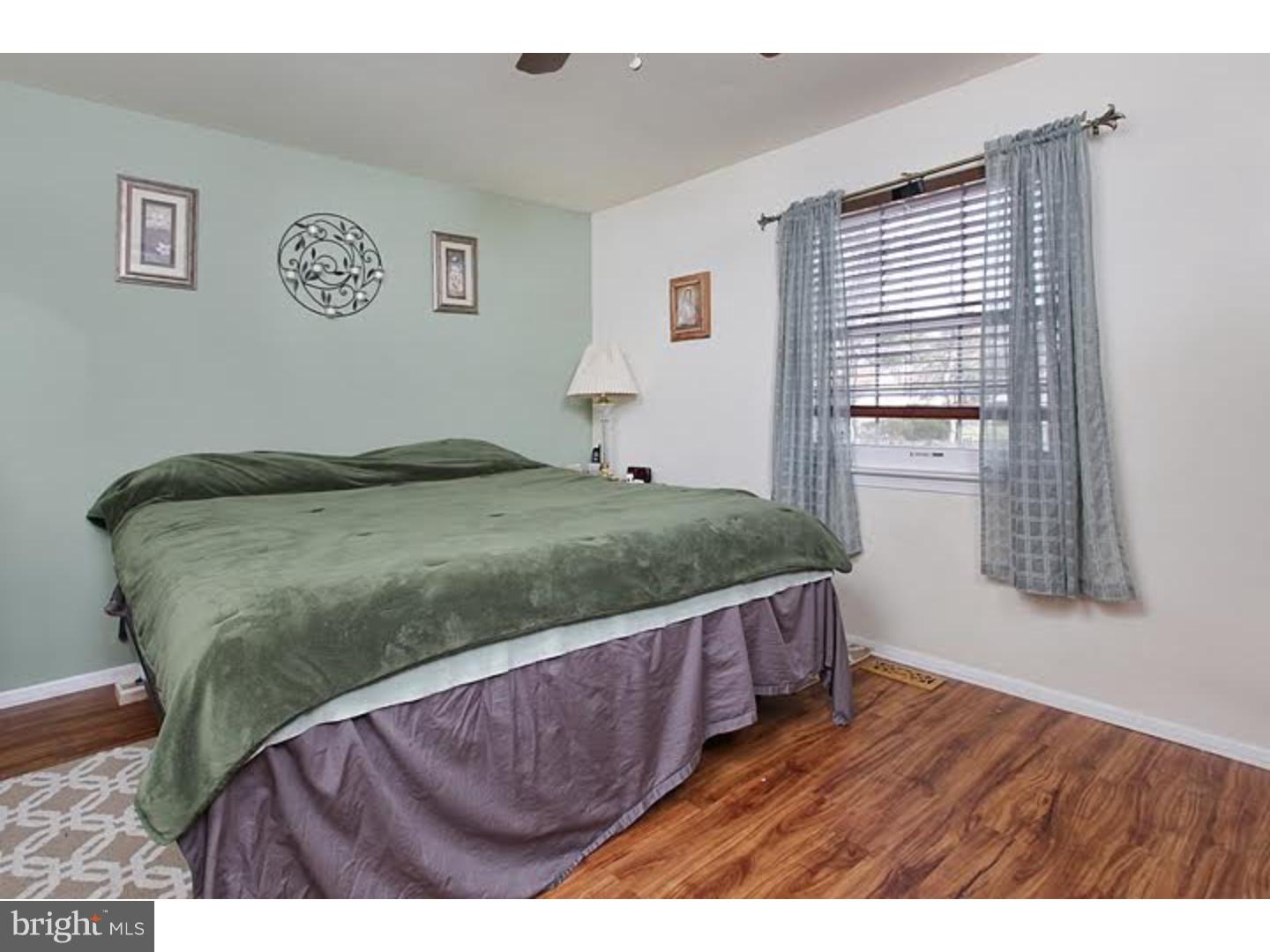 168 Oxford Road Delran, NJ 08075 - Photo 8 of 11 Gallery Image 8