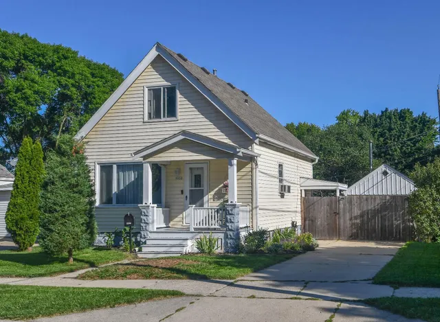 $219,900 | 9420 West Rogers Street, West Allis, WI 53227