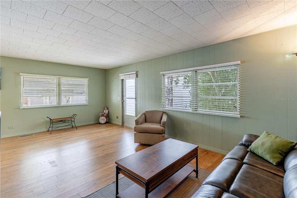 1136 Rue De Dore Tavares, FL 32778 - Photo 7 of 45