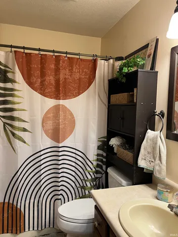 $250,000 | 1210 Char-Lee Drive, Evansville, IN 47712