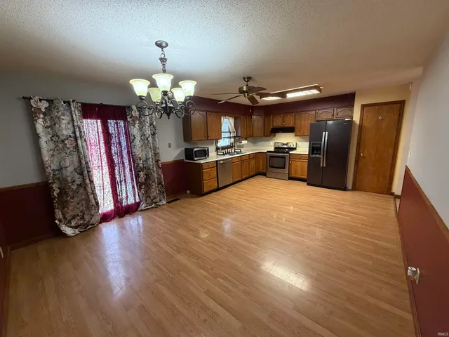 $244,900 | 1210 Char-Lee Drive, Evansville, IN 47712