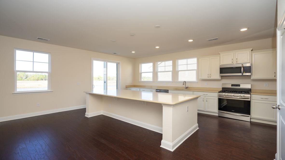 951 Saluda River Road Murrells Inlet, SC 29576 - Photo 9 of 36 Gallery Image 9