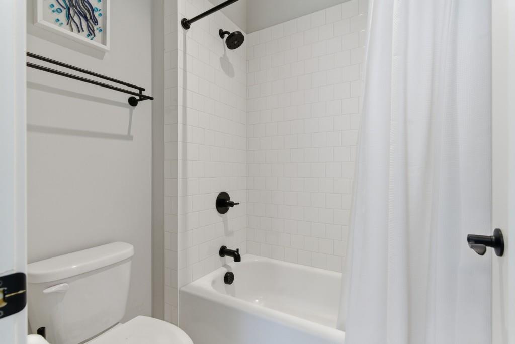 1822 Commons Circle Atlanta, GA 30341 - Photo 36 of 48