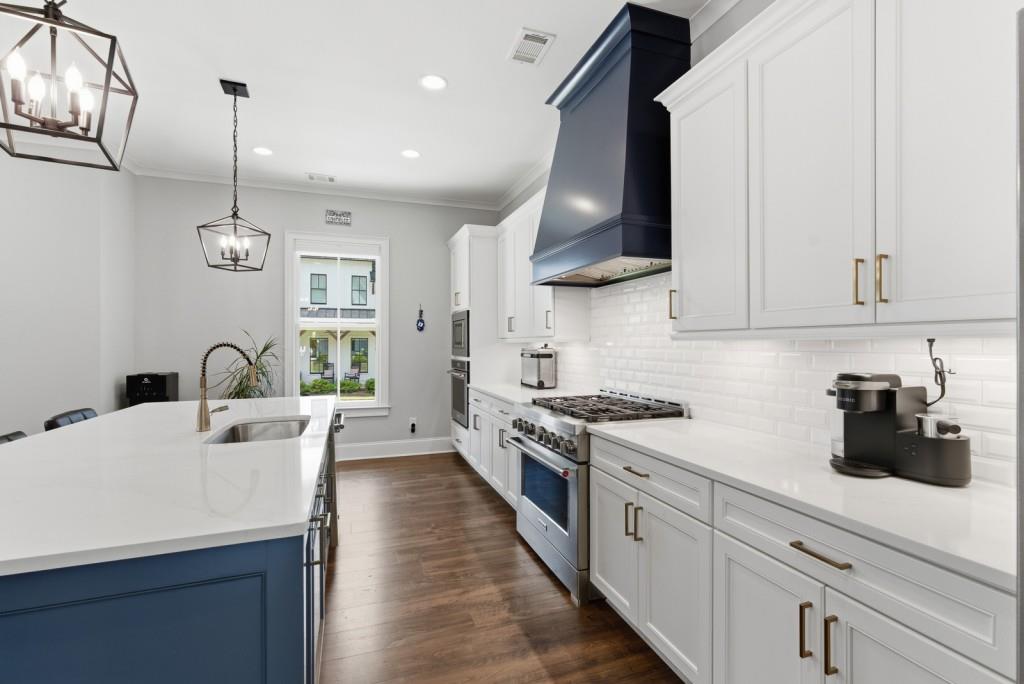 1822 Commons Circle Atlanta, GA 30341 - Photo 9 of 48