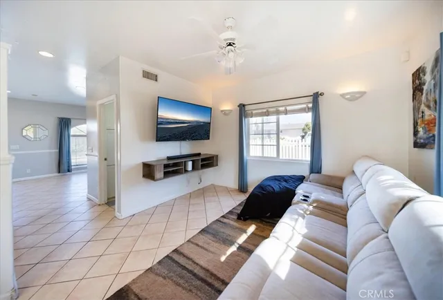 a view of an empty room and window