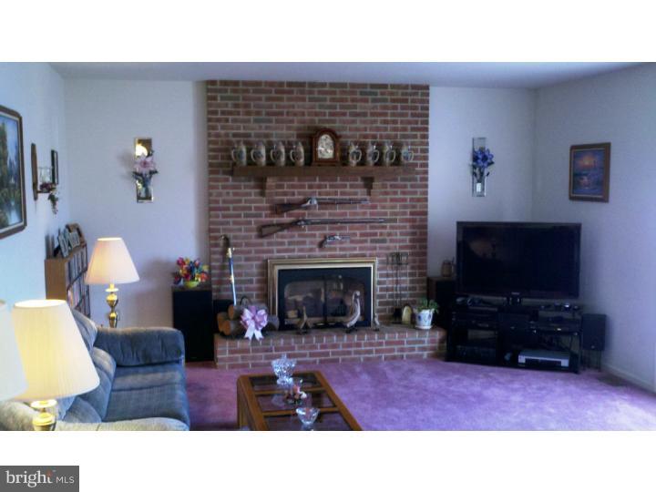 146 Miller Road Barto, PA 19504 - Photo 9 of 14 Family Room