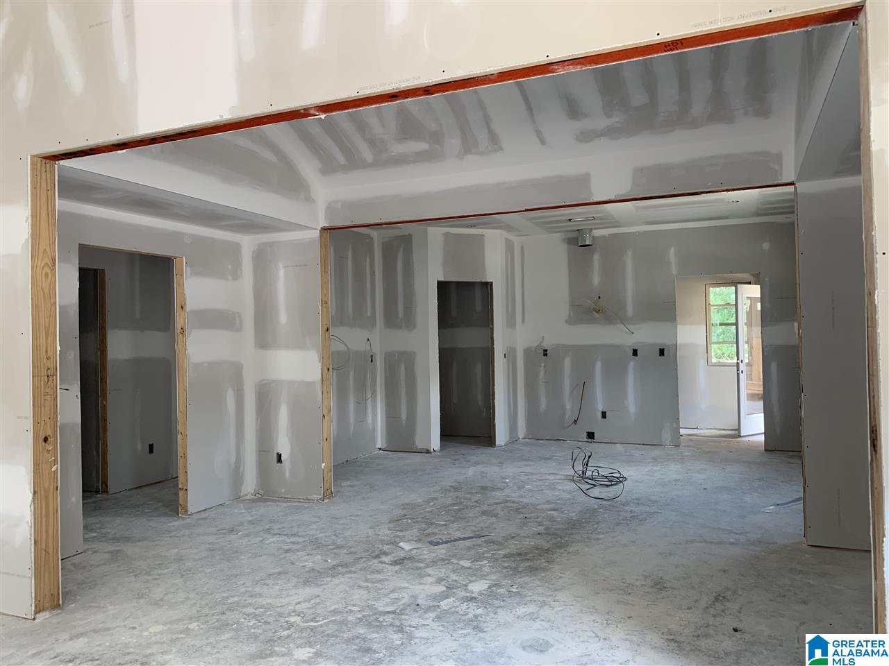1048 Crestview Ridge Helena, AL 35080 - Photo 7 of 19