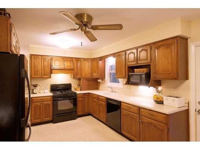 1158 Price Road Avon, IN 46123 - Photo 6 of 12 Gallery Image 6