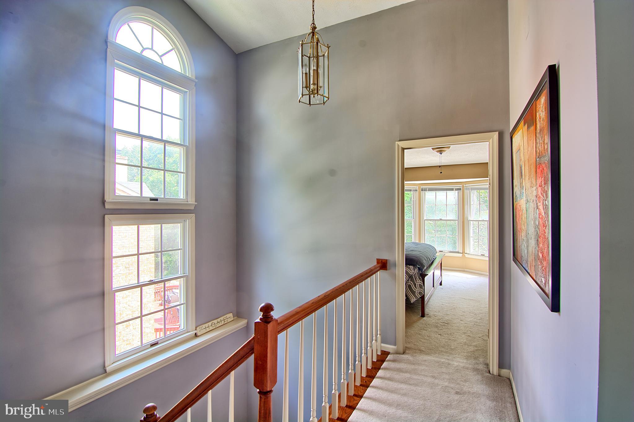 2733 Quarry Heights Way Baltimore, MD 21209 - Photo 19 of 38 Large Bright Stairwell