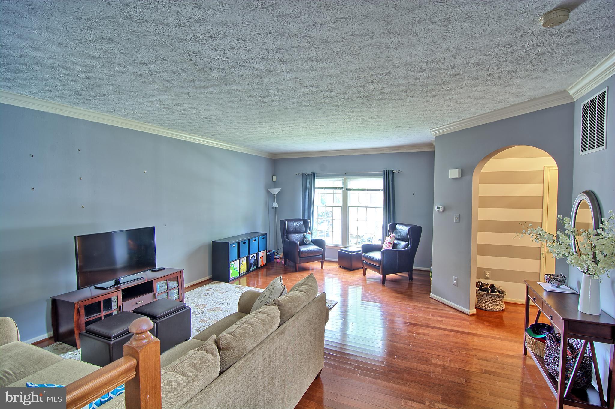 2733 Quarry Heights Way Baltimore, MD 21209 - Photo 6 of 38 Open Concept Living/Dining w/ Updated Hardwood