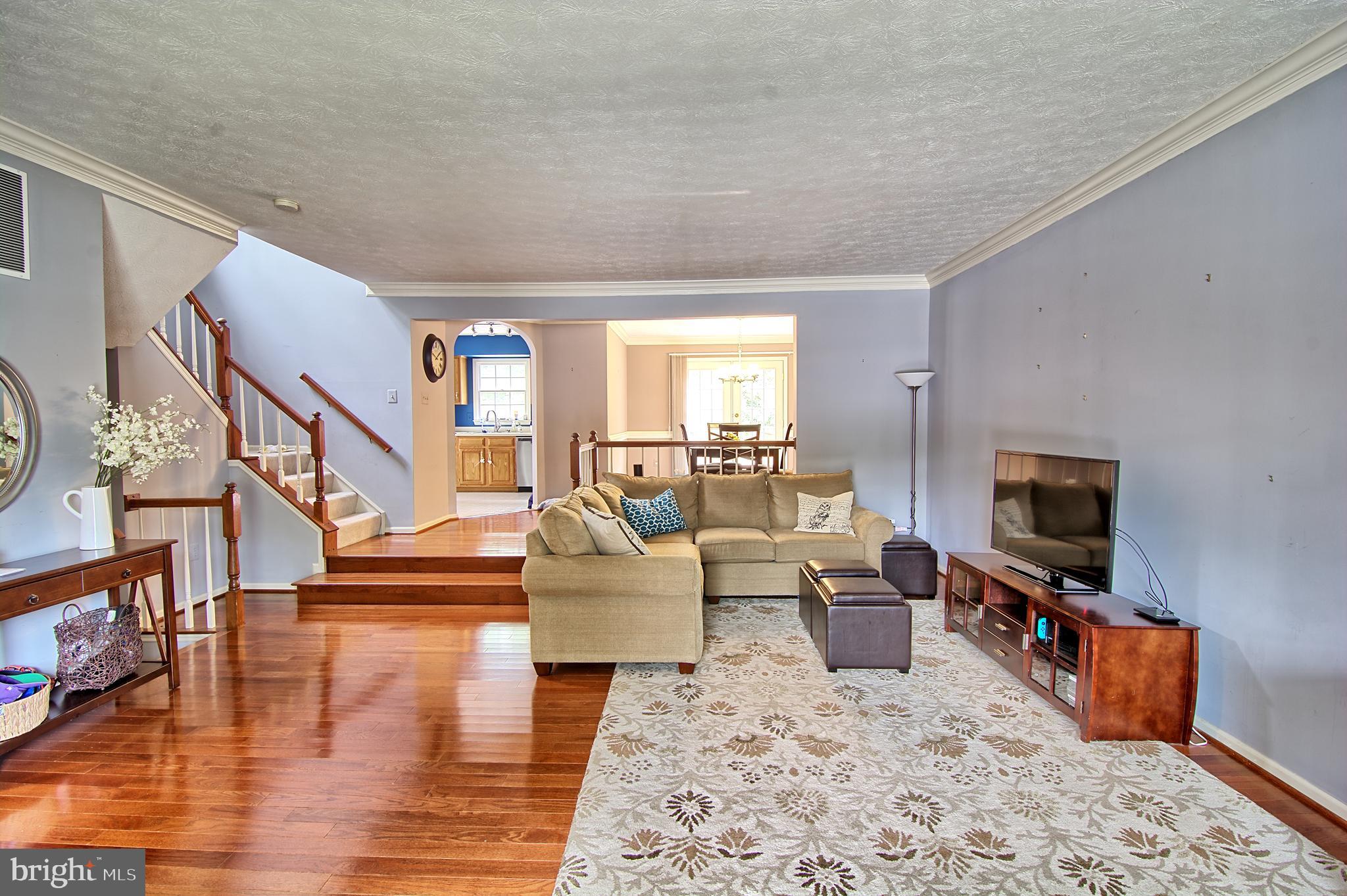 2733 Quarry Heights Way Baltimore, MD 21209 - Photo 10 of 38 Open Concept Living/Dining w/ Updated Hardwood