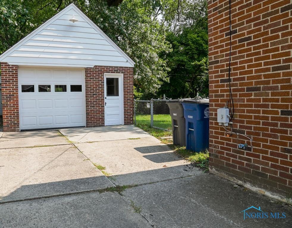 4424 Woodmont Road Toledo, OH 43613 - Photo 2 of 20 Gallery Image 2