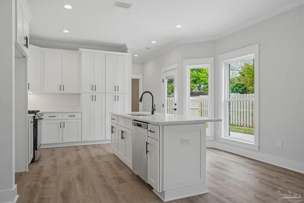 $679,000 | 3110 East Mallory Street, Pensacola, FL 32503