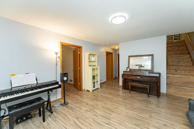 $325,000 | 2809 Northern Valley Drive Northeast, Rochester, MN 55906