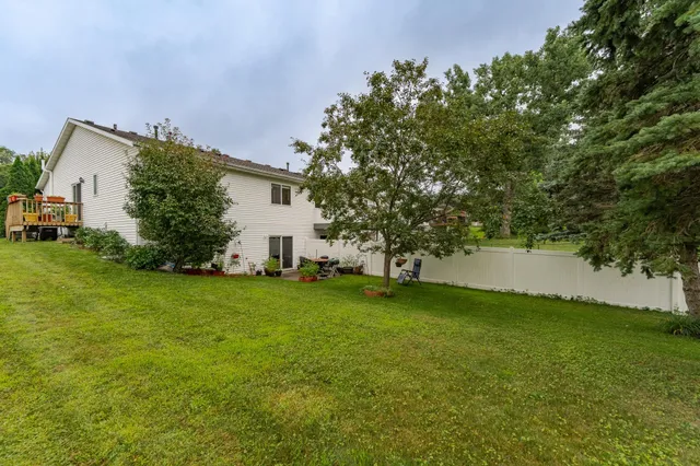 $325,000 | 2809 Northern Valley Drive Northeast, Rochester, MN 55906