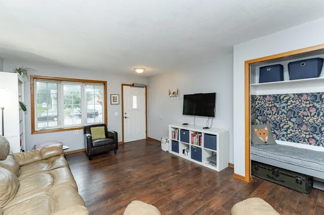 $325,000 | 2809 Northern Valley Drive Northeast, Rochester, MN 55906