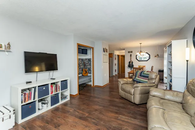 $325,000 | 2809 Northern Valley Drive Northeast, Rochester, MN 55906