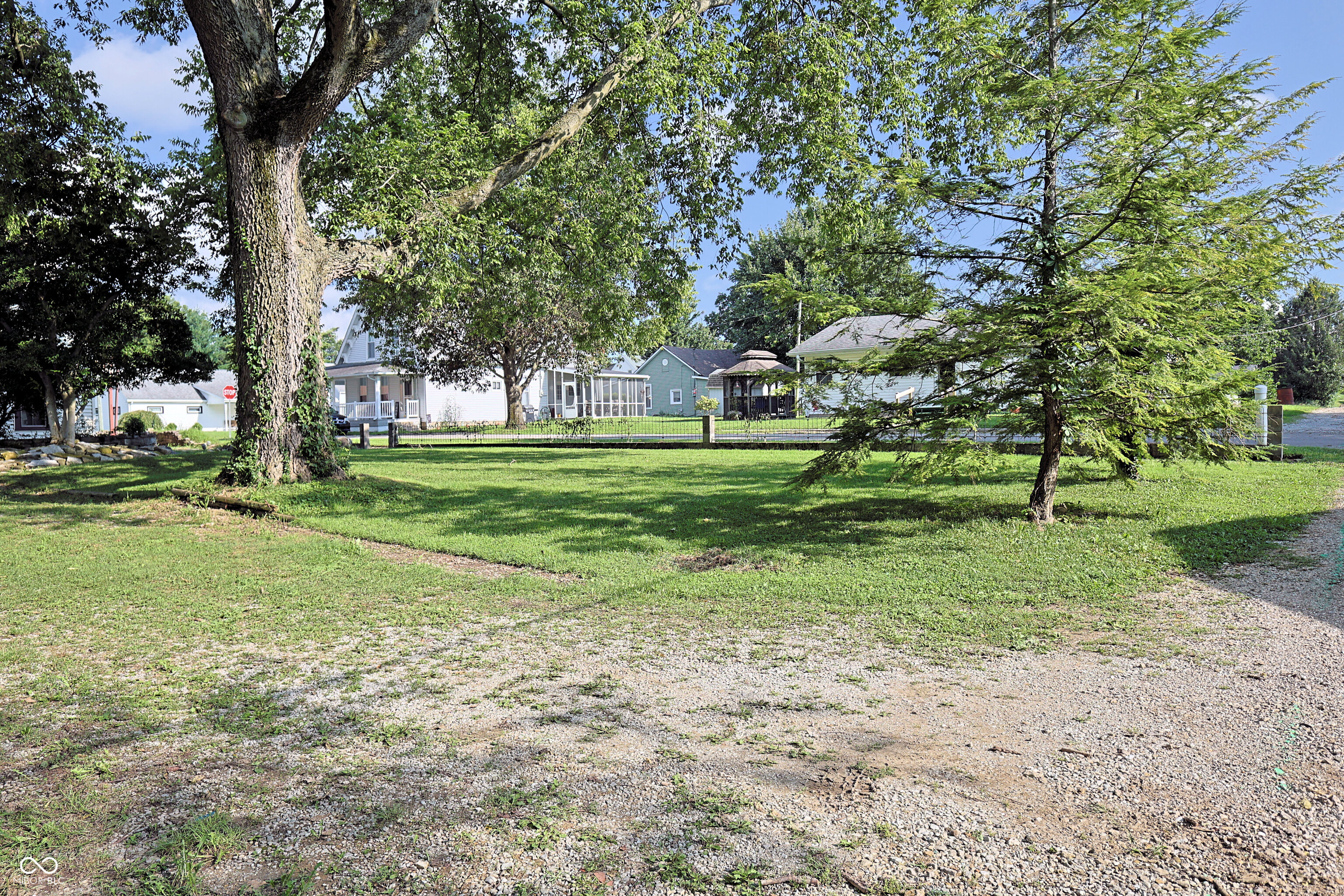 342 High Street Hope, IN 47246 - Photo 33 of 39 Gallery Image 33