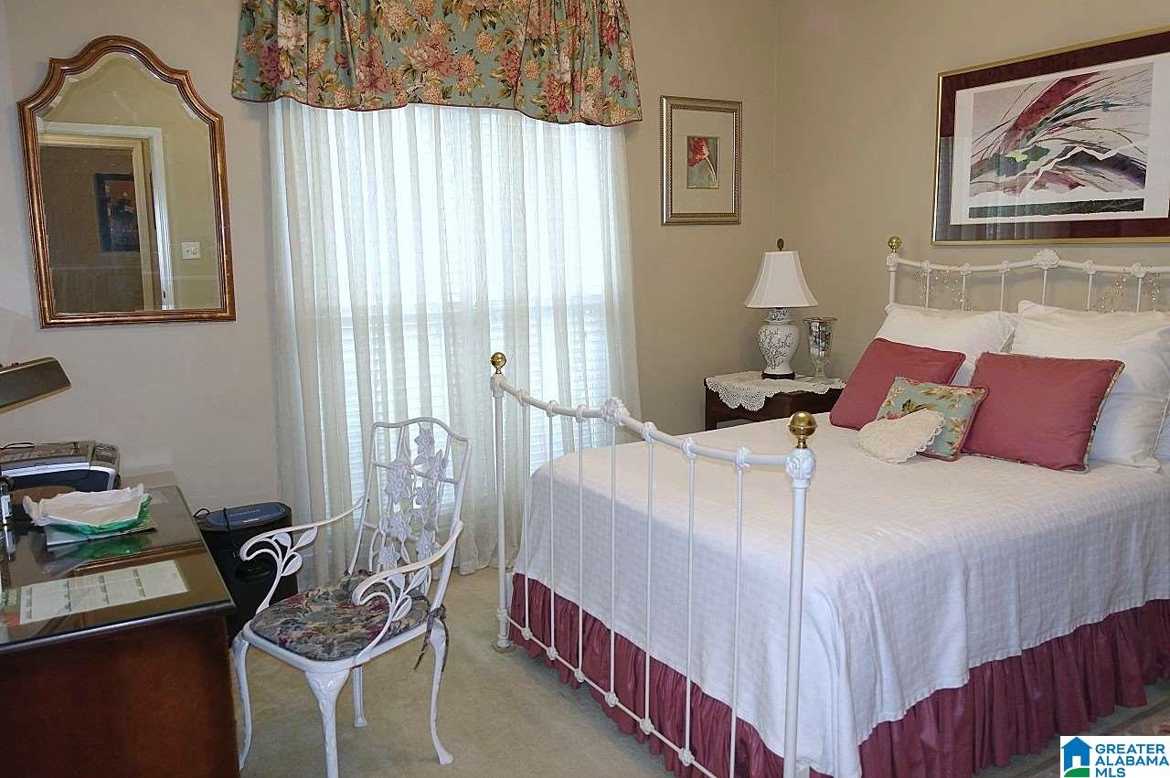 208 Beaver Crest Pelham, AL 35124 - Photo 17 of 25