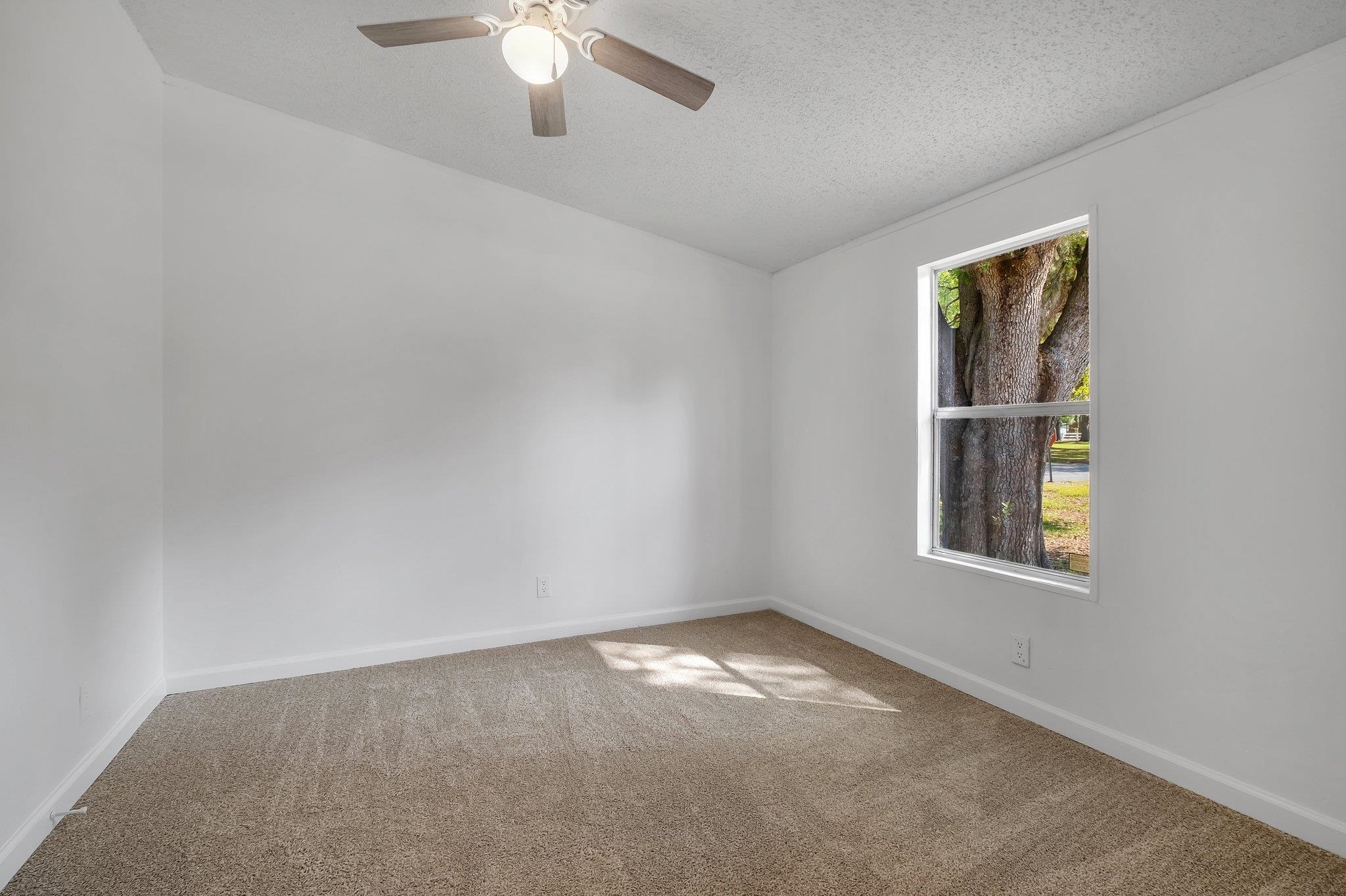 860 Drake Acres Road Quincy, FL 32351 - Photo 8 of 27