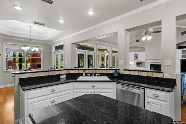 $789,000 | 1688 County Road 3118, Quitman, TX 75783