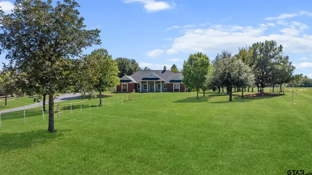$789,000 | 1688 County Road 3118, Quitman, TX 75783