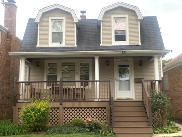 $1,800 | 3304 North Paris Avenue, Chicago, IL 60634