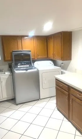 $2,000 | 3304 North Paris Avenue, Chicago, IL 60634