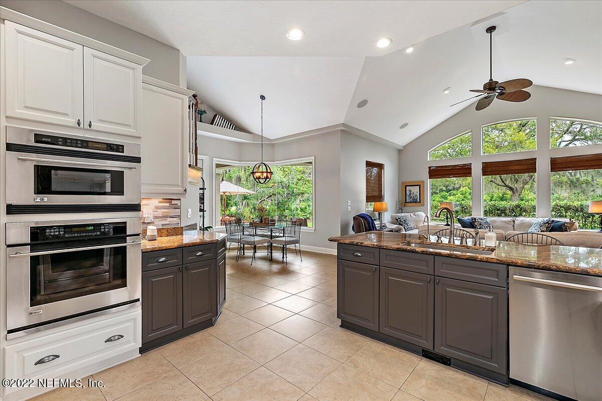 649 Treehouse Circle St. Augustine, FL 32095 - Photo 24 of 71 24-Kitchen