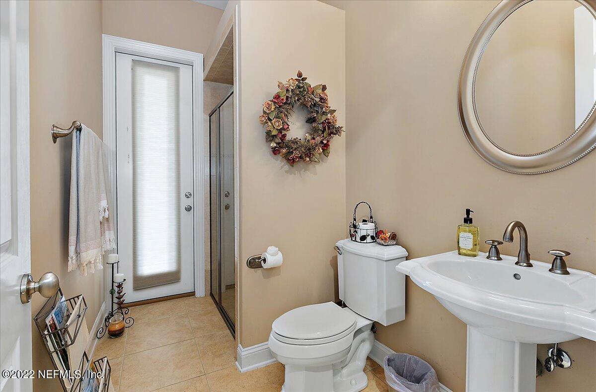 649 Treehouse Circle St. Augustine, FL 32095 - Photo 27 of 71 27-Guest Bathroom