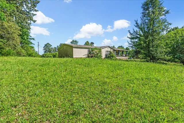 $169,900 | 4915 Clifford Road, Luray, TN 38352