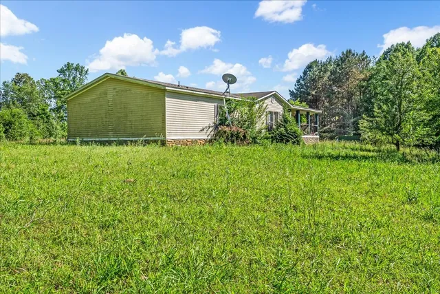 $169,900 | 4915 Clifford Road, Luray, TN 38352