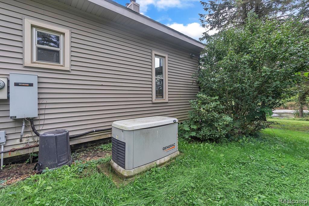 11512 Center Road Fenton, MI 48430 - Photo 36 of 45