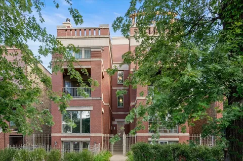 $675,000 | 2140 West Haddon Avenue, Unit 1E, Chicago, IL 60622