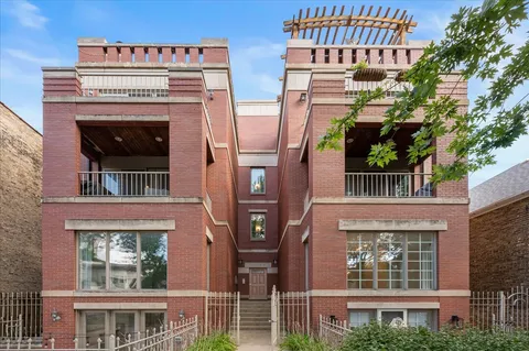 $675,000 | 2140 West Haddon Avenue, Unit 1E, Chicago, IL 60622