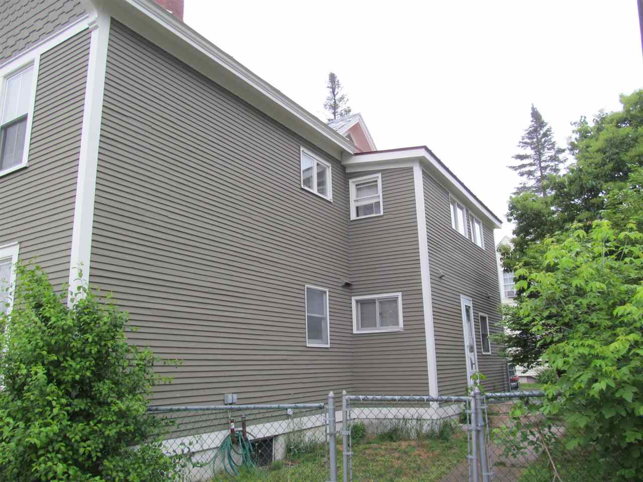 20 Curtis Avenue Rutland, VT 05701 - Photo 6 of 39